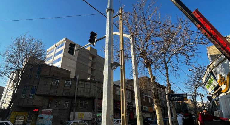 دکل دوربین مداربسته